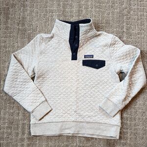 Patagonia Heathered Cream and Navy Quilted Pullover